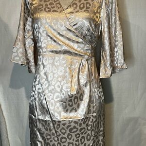 Light colored dress with Chira-type print